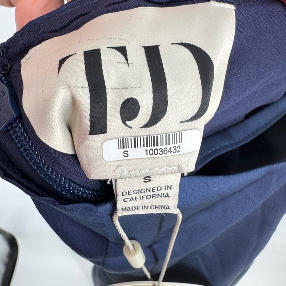 The Jetset Diaries TJD Louvre Maxi Dress Blue Iris Navy Small NWT - Picture 6 of 7